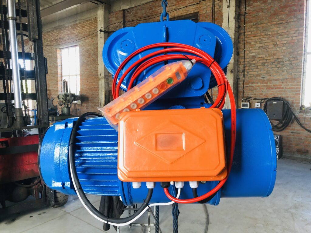 Тельфер двухскоростной 500 кг подъем 9м Болгария